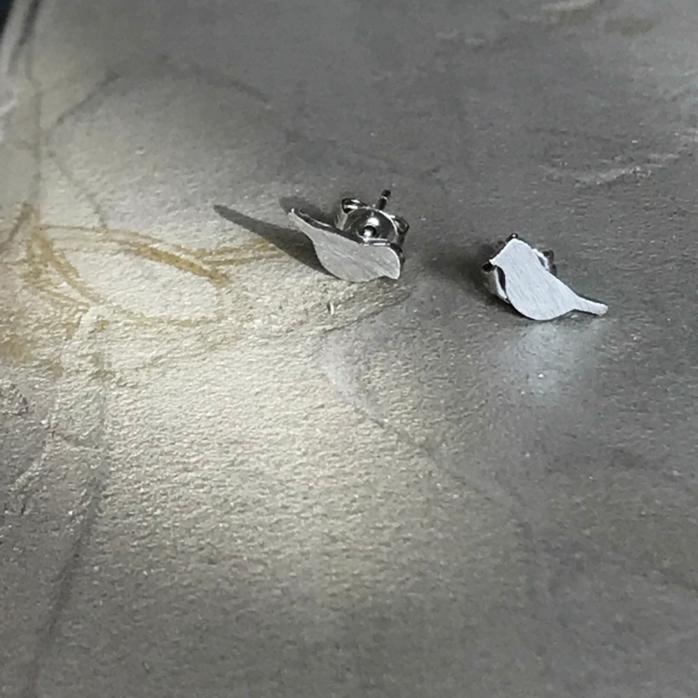 Sterling Silver Bird studs minimalist earrings - Picture 5 of 8